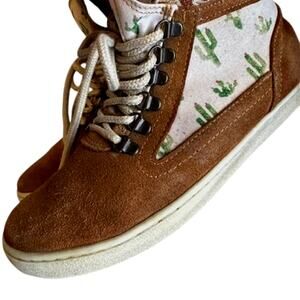 inkkas Prickly Camping Boot Women's 9